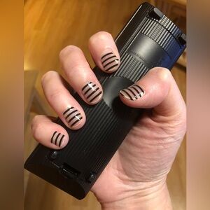 Bundle and Save  - Color Street - Between The Lines - Overlay